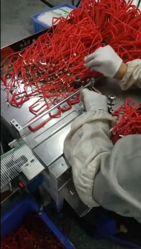 Desktop Type Nylon Cable Tie Machine Pneumatic Pressure 3kg/cm² For Cable Bundle