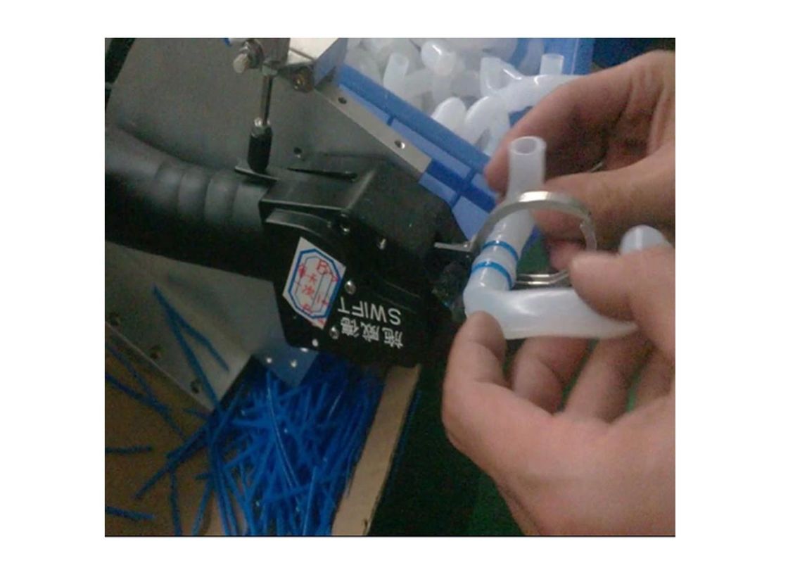 4 Inch Automatic Bundling Machine , Automatic Zip Tie Tool Easy And Quick Using